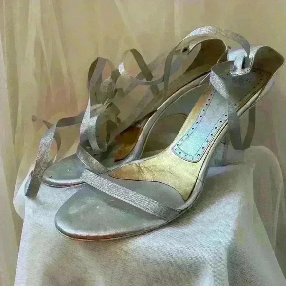 Fornarina Silver Heels - Picture 9 of 10